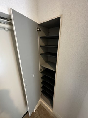 【収納】 | ウィルジューン六浦 | シューズボックスは大容量サイズで女性にもおススメです♪