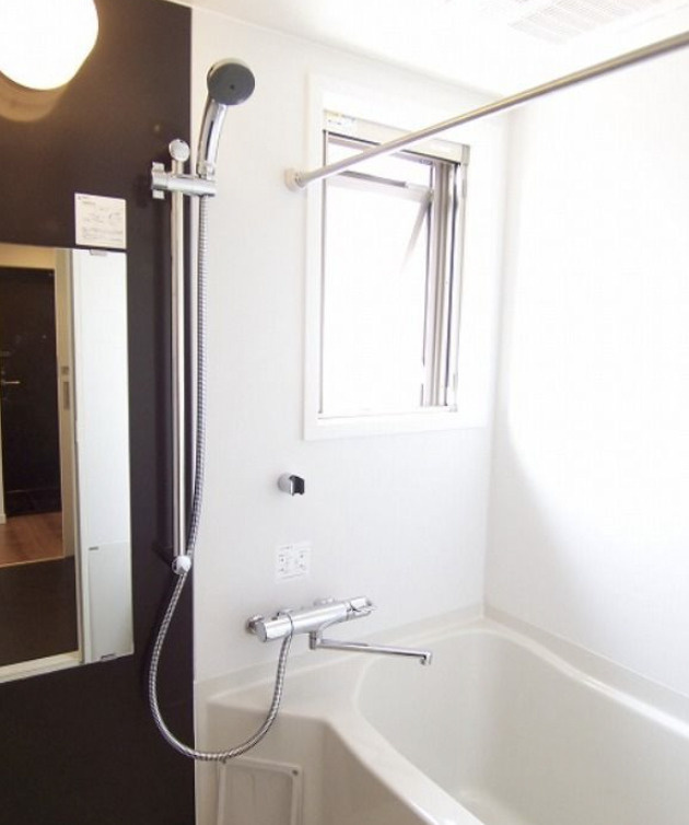 グランドコンシェルジュ上池袋の浴室