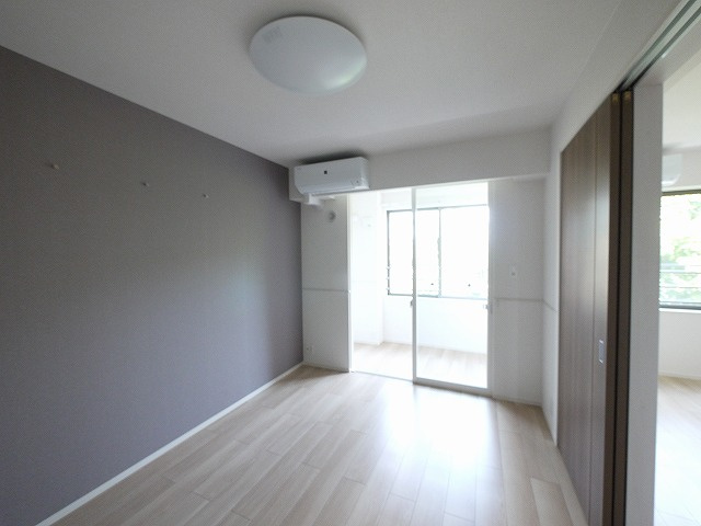 アネモスヒルズ天理Ⅱの洋室|広々とした洋室です