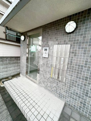 【エントランス】 | アトーレ小豆沢マンション | 毎日通るエントランスはこのようになっています