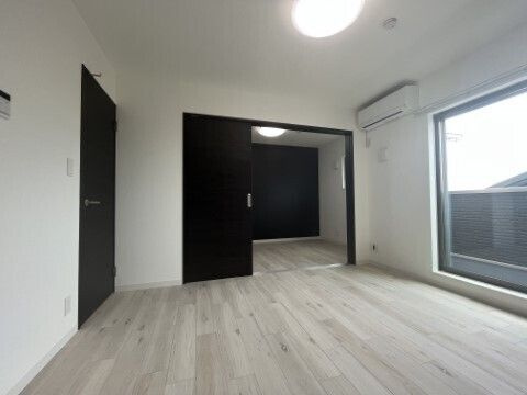 ジーメゾン川越南大塚の居間・リビング|別部屋参照写真