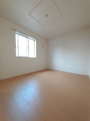 【内装】 | ベアヴァレー | 明るい室内です