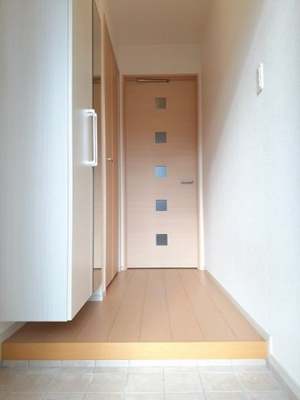 【玄関】 | ベアヴァレー | 収納もある玄関です