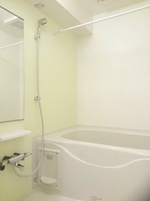 【浴室】 | Ｆｉｏｒｅ・Ｙ | きれいなお風呂です