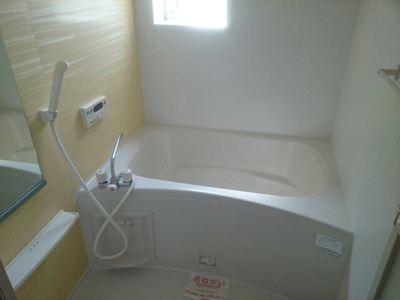 【浴室】 | ラグジュアリー・コート | 落ち着いた空間のお風呂です