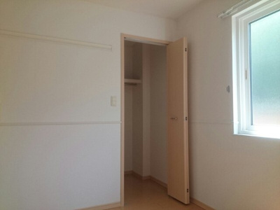 【収納】 | ラグジュアリー・コート | 小物を収納するのに便利です