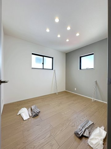 東区馬木6丁目 No.2の子供部屋|5.8帖の洋室☆