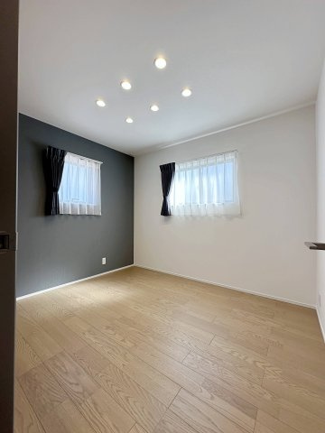 東区馬木6丁目 No.2の洋室|5.8帖の洋室☆