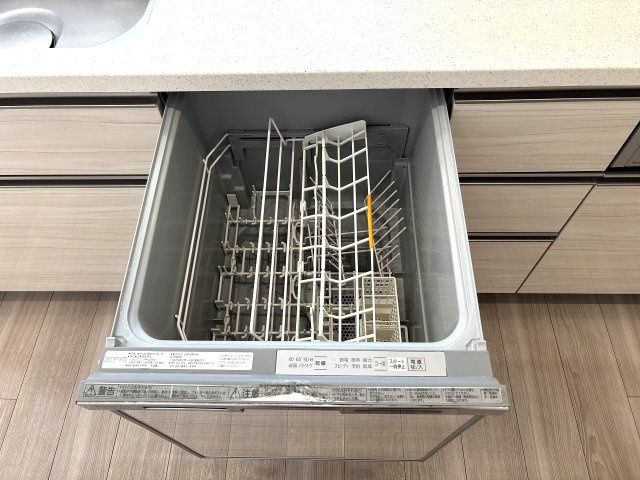 【設備】 | □■プライム湘南辻堂リーフィアレジデンス■□ | 家事の助っ人、食器洗浄乾燥機付きです。