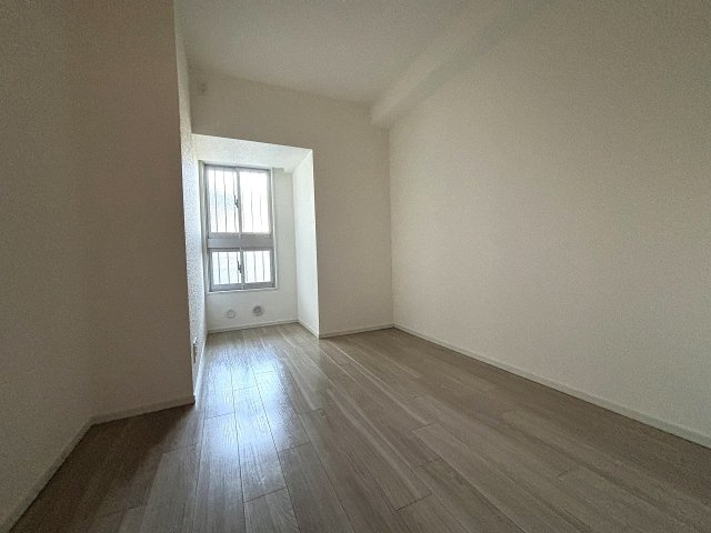 【洋室】 | □■プライム湘南辻堂リーフィアレジデンス■□ | 5.5帖の洋室