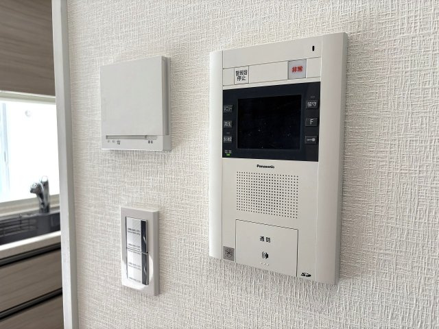 【防犯設備】 | □■プライム湘南辻堂リーフィアレジデンス■□ | TVモニター付きインターホン