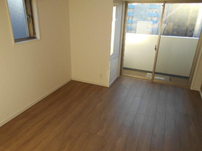 【居間・リビング】 | アンベリール西川口 | 別号室参考写真です