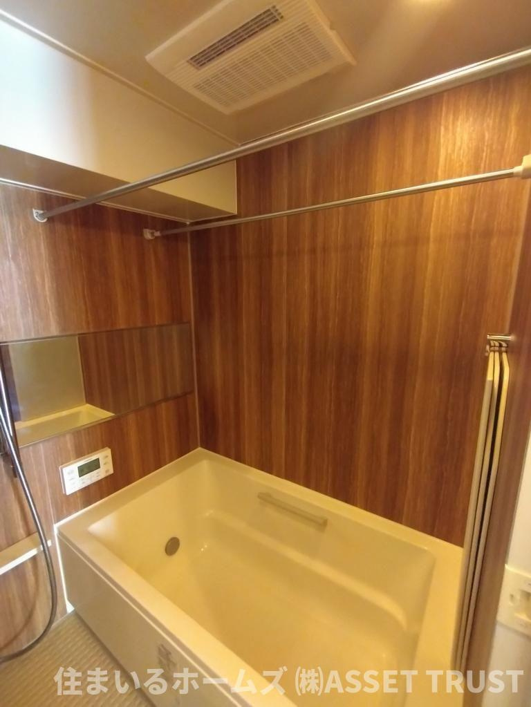 御苑ハイムの浴室