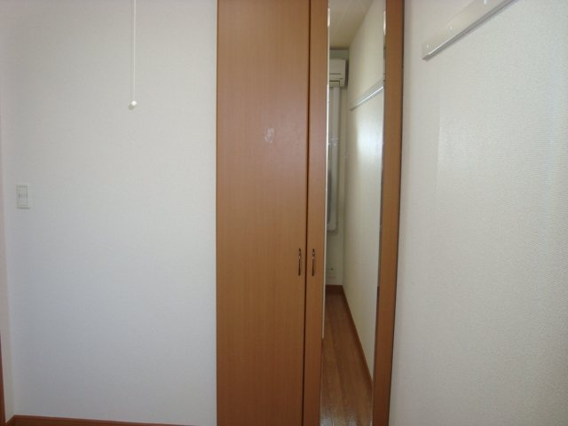 洋室クローゼット