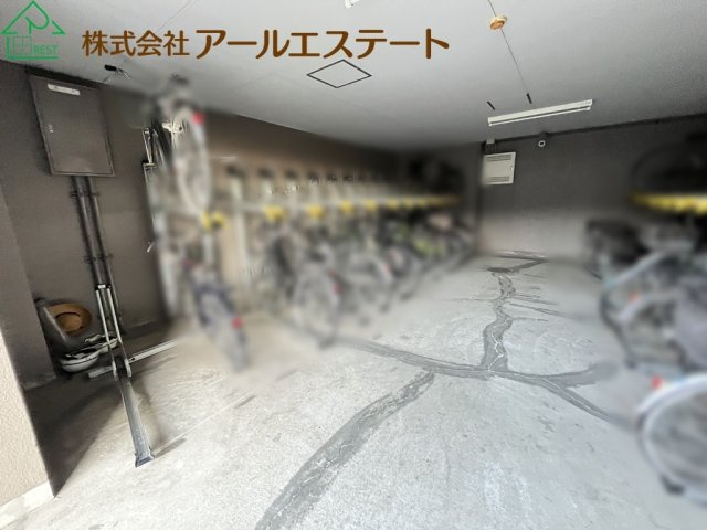 プレステージ姫路西飾磨　　山陽電鉄「西飾磨駅」徒歩2分のエントランス