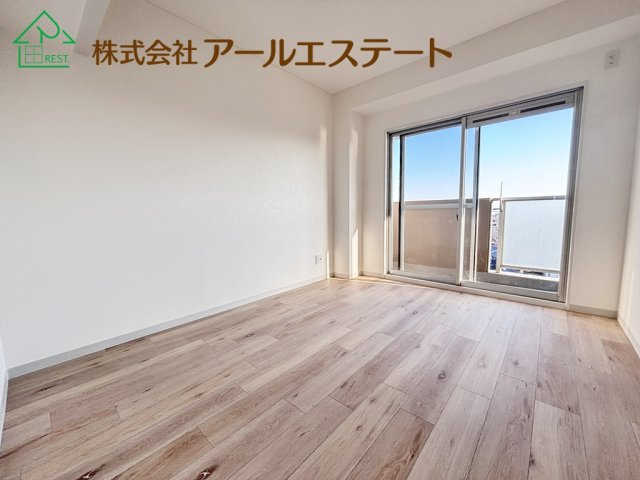 プレステージ姫路西飾磨　　山陽電鉄「西飾磨駅」徒歩2分の洋室