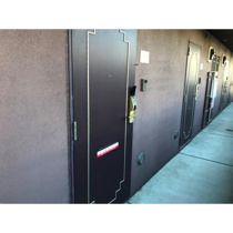 落ち着いた玄関です