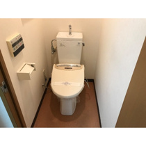 ゆったりとした空間のトイレです