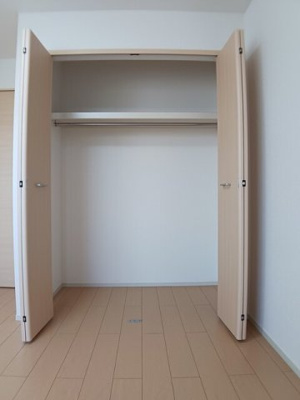 【収納】 | ジュネスユキα | たっぷりとした収納スペースです