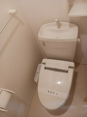 【トイレ】 | ジュネスユキα | 清潔感のあるトイレです