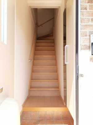 【玄関】 | チェリーブラッサム | 収納もある玄関です