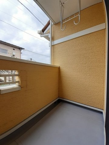 【バルコニー】 | カランコエ | 外からの目が気にならないバルコニーで洗濯物が干せます