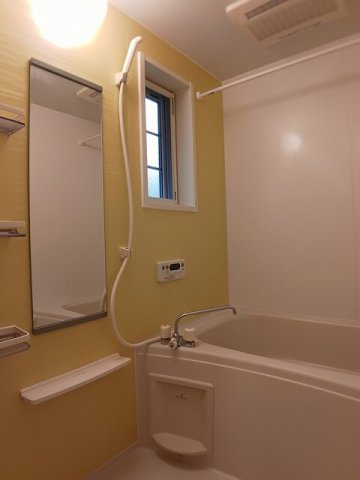 【浴室】 | シュウェット　メゾン | ゆったり過ごせるお風呂です