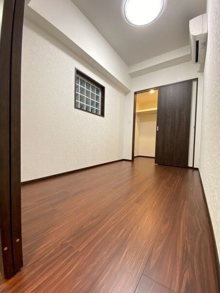 レオングラン本町橋の洋室