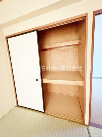 東村山市富士見町３丁目の賃貸マンションの収納