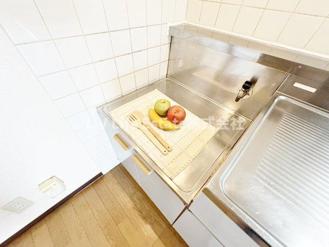 東村山市富士見町３丁目の賃貸マンションのキッチン