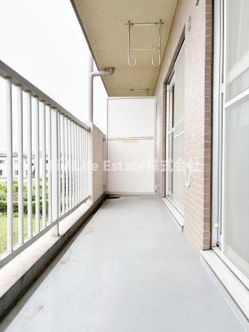 東村山市富士見町３丁目の賃貸マンションのバルコニー