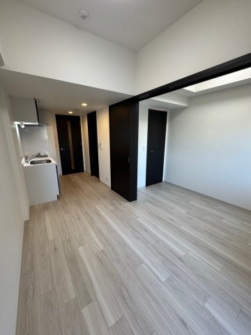 エステムコート名古屋　TWIN　EAST　名古屋市賃貸　仲介手数料無料の居間・リビング