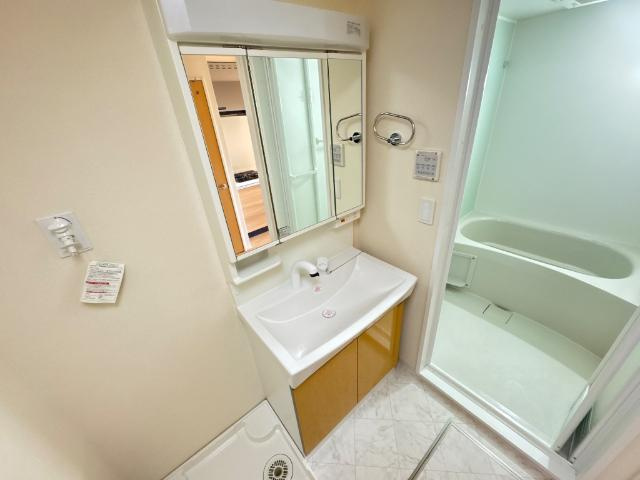 エヴァーグリーン常盤の洗面所|洗髪洗面化粧台