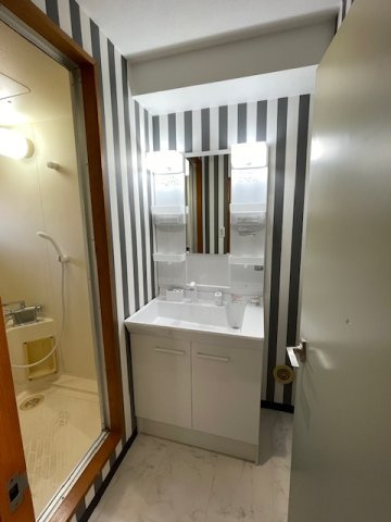 アメニティープラザ壱番館の洗面所|脱衣スペースもあります