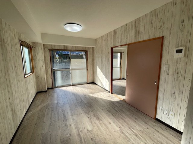 アメニティープラザ壱番館の居間・リビング|使いやすいリビングです