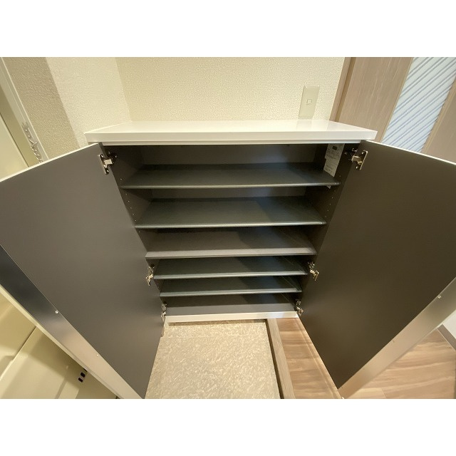 ポポラーレ壱番館の収納|シューズボックス