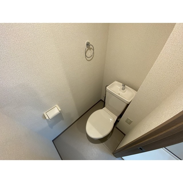 ポポラーレ壱番館のトイレ|清潔感のあるトイレです