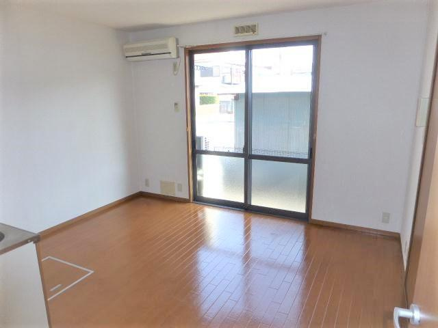 リバーパーク A棟の居間・リビング|おしゃれなリビングです