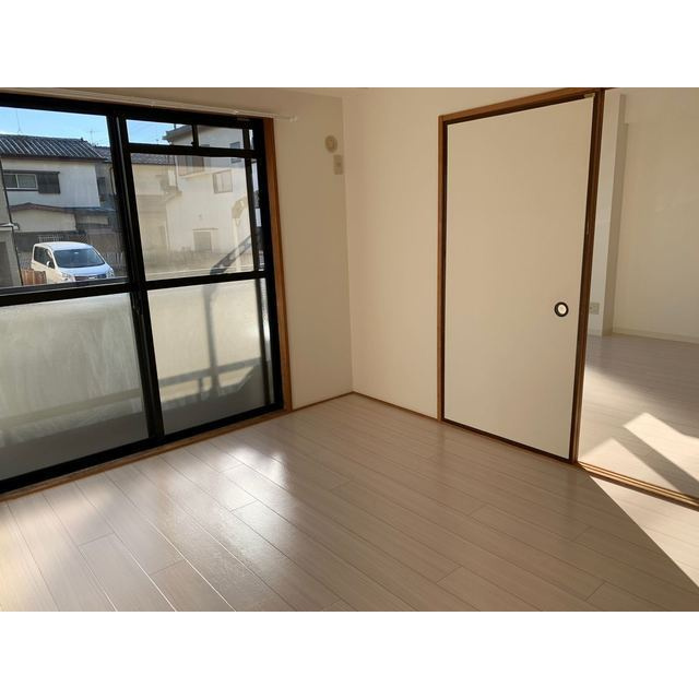 エルヴェ武里の内装|内装は落ち着いています