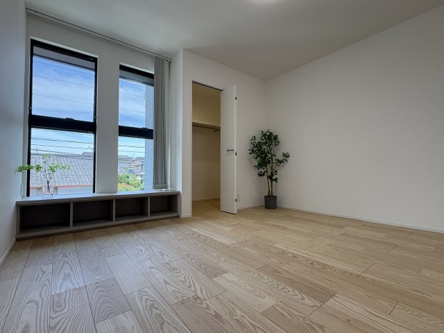 久留米市国分町　新築戸建の洋室