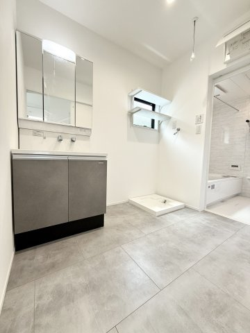 久留米市国分町　新築戸建の脱衣所