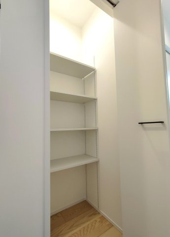 久留米市国分町　新築戸建の収納