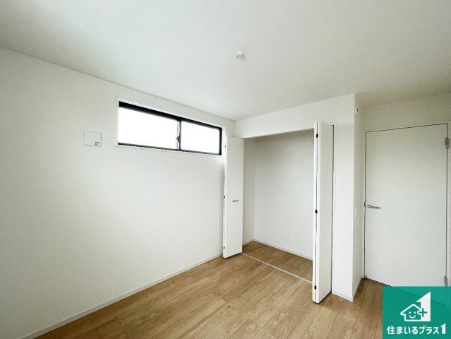 神戸市兵庫区吉田町　第1期　新築一戸建ての洋室|収納スペースが充実しているので子供の成長に合わせてたくさん収納ができます！家族構成に合わせた様々な活用ができる収納！