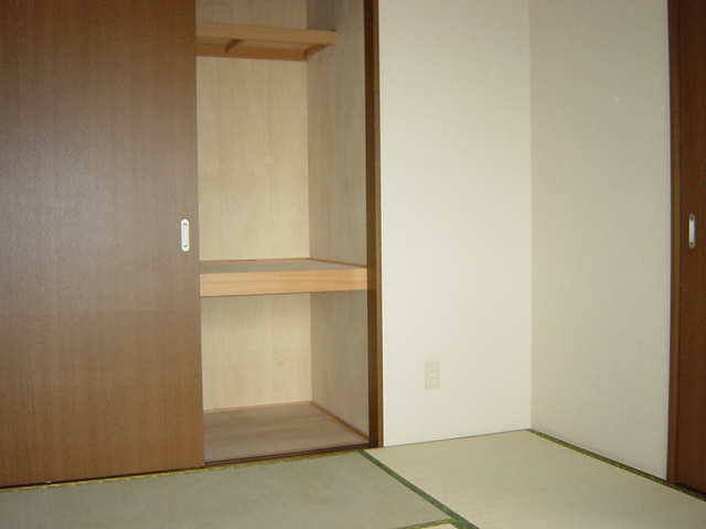 サンヒルズつつじヶ丘の内装|和室