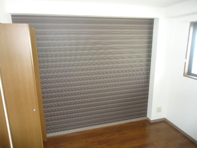 サンヒルズつつじヶ丘の内装|洋室