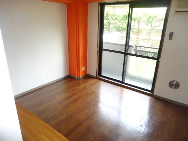 サンヒルズつつじヶ丘の居間・リビング|リビング