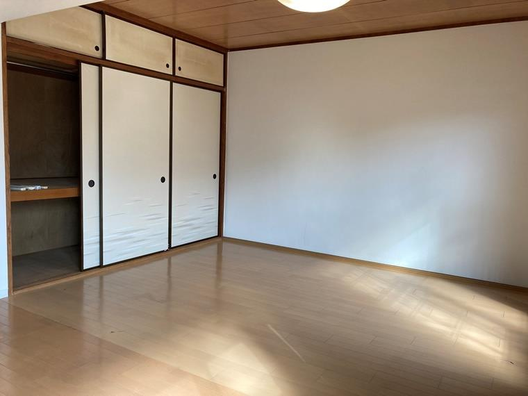 東武大宮公園サンライトマンション弐番館の収納|大きなものも収納できそうです