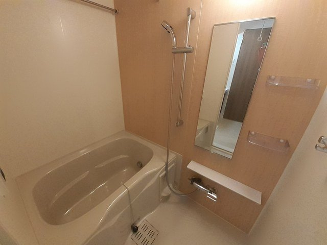 メルヴェーユ　チーヨの浴室|コンパクトで使いやすいお風呂です