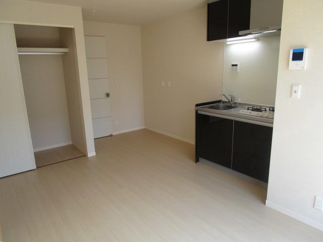 Ｒｏｏｍｓ武蔵浦和の居間・リビング|使いやすい居間です