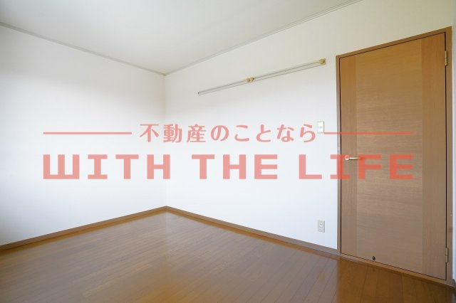 ベルナール津福【キャッシュバック対象物件】の寝室|落ち着いて過ごせるお部屋なので、寝室にいかがでしょうか
現状優先